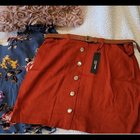 Dresses & Skirts - Mini skirt . 50% OFF .